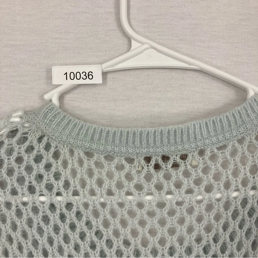 New Hinge Gray Silver Metallic Open Knit Round Neck Sweater Medium‎